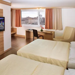Hotel Leonardo Schonbrunn Vídeň