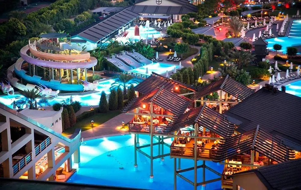 Limak Lara Deluxe Hotel & Resort Antalya 5*,