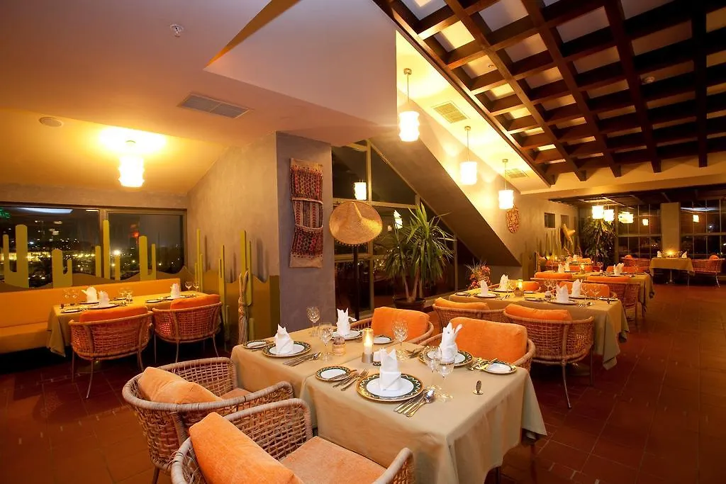 Limak Lara Deluxe Hotel & Resort Antalya 5*,